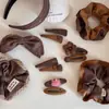 Pinza para el Pelo Lateral con Letra Botón Color Café Otoño e Invierno, Pinza Bb de Alta Gama y Exquisita, Pinza Pequeña Moda y Versátil Accesorio para el Cabello