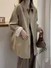 Gabardina color caqui para mujer, nuevo estilo coreano otoño 2026, de alta gama, holgada, de longitud media, top casual