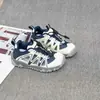 Nuevas Sandalias de Exterior de Verano 2026 para Niños y Niñas, Zapatos Transpirables con Hebilla de Perilla para Niños Mayores, Suela Suave Antideslizante