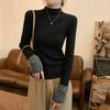 Suéter de punto de cuello alto medio de color en contraste para mujer, otoño e invierno, nuevo, de alta gama, ajustado, adelgazante, estilo occidental, camisa base, parte superior interior