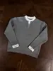 Suéter de gola V com caimento relaxado e visual em camadas para homens, tricô casual de inverno, pulôver cinza, estilo old money, top estilo japonês