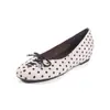 Em Estoque Sapatos Prata Estilo Francês Bico Redondo Laço Bolinhas Slip-On para Mulheres, Doces Sapatos Ballet Mary Jane com Aumento Oculto de Altura