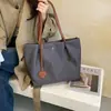 2026 Nueva Bolsa de Mano de Nylon para Mujer de Gran Capacidad para el Trabajo Bolso de Hombro Único Bolso de Mano Versátil Retro Bolso Sencillo de Albóndiga