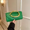 Moda Transfronteriza Bolso de Mano de Lujo para Mujer con Solapa, Bolso de Mano para Fiesta, Nuevo Modelo 2026, Bolso Cruzado con Cadena de Cuero Suave