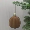 Bolas de Natal flocadas transfronteiriças, enfeites de Natal vermelhos para pendurar, decorações de árvore de Natal em formato de abóbora de plástico atacado