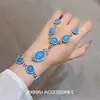 Elegante y fresco conjunto de collar de un solo lado azul-rosa estilo palacio, moderno, exquisito, de alta gama, finamente elaborado, cadena ligera de lujo para la clavícula