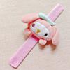 Pulseira Snap Circle de Pelúcia Desenho Animado Infantil Fofa Sanrio para Namorada Animal de Pelúcia Bate-bate Círculo Criativo Japonês e Coreano Presente