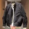 Nova Jaqueta Masculina de Outono Estilo Minimalista Cor Sólida Patchwork Falsa de Duas Peças Moda Versátil Casual Gola Alta Jaqueta Top