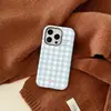 Capa Azul e Branca Xadrez Ins Adequada para Capa de Celular Iphone17 16Pro Película Duas em Uma Apple 13 Anti-Queda 14 Capa