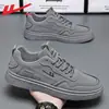 Tenis para hombre Huili, nueva colección de otoño 2026, zapatos casuales modernos y versátiles, parte superior de piel, ligeros, zapatillas deportivas grises