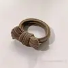 Libro rojo pequeño de Corea del Sur con simple anillo para el pelo de intestino grueso tocado para mujer 2024 nuevo anillo para el pelo de tela de alta elasticidad venta al por mayor