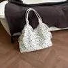 Bolsa tote estilo coreano com estampa de leopardo e padrão de estrelas, um design descontraído e vintage com grande capacidade, adequada para o trabalho e o trajeto diário, pode ser carregada na mão ou usada como bolsa de ombro