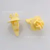 Adecuado para Toyota Cruiser Camry Crown falda inferior Guardabarros guardabarros soporte de sujetador de rueda Remache