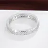 Novos anéis de zircônia de duas fileiras, elegantes e versáteis, anéis lisos de cobre requintados para casais de homens e mulheres, atacado de joias, item popular de venda transfronteiriça