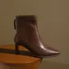 Botines delgados de estilo francés, nuevos, color café, para mujer, con tacón grueso, de tacón alto, súper modernos para otoño/invierno 2026, tipo Martin, elásticos