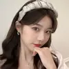 Estilo coreano sedoso cetim plissado enrolamento headband para elevado cranial top wide style elegante all-match cabelo pressão headband para as mulheres