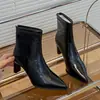 Botines Negros de Punta Fashionables 2026 Otoño/Invierno Más Vendidos Bota Corta Francesa Tacón Grueso Tacón Alto Cremallera Trasera Versátiles Botas Martin