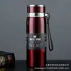 Caneca com Alça Estilo Novo 316 Garrafa Esportiva Espacial Aço Inoxidável de Camada Dupla Copo com Isolamento a Vácuo para Homens e Mulheres Garrafa de Água Portátil para Exterior