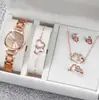 Relógio Pulseira Tendência de Comércio Exterior com Pulseira Fina, Pulseira de Aço Dourada, Relógio de Quartzo para Mulheres, Mostrador de Estudante Relógio Fashion