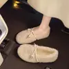 Sapatos Mary Jane peludos para mulheres 2026 outono e inverno mocassins de pelúcia para exterior sapatos de algodão brisa suave de noite francesa sapatos de pelúcia macios