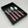 Conjunto de Talheres de Aço Inoxidável Personalizado com 12, 16 ou 24 Peças (Faca, Garfo e Colher) com Estampa de Listras para América do Sul, Europa e África do Sul