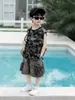 0667 Conjunto de Chaleco para Niños Verano 2026 Nueva Ropa Infantil Bebé Estilo Coreano Camuflaje de Verano Pantalones Cortos Conjunto de Dos Piezas