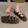 Zapatos planos Mary Jane retro de punta cuadrada para mujer, nueva colección otoño 2026, con hebillas metálicas, un diseño lujoso pero versátil, suelas suaves y estilo coreano