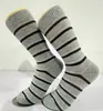 Calcetines de media pantorrilla adelgazantes para primavera y otoño, absorbentes de sudor, transpirables, calcetines de algodón para mujer sin costuras, calcetines a rayas de bloques de color estilo coreano, calcetines largos grises