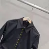 Moda Cruzada Outono/Inverno 2026 Versátil Botão Metálico de Fileira Única Manga Longa Estilo Europeu e Americano Inspirado no Instagram Emagrecedor Camisa Casual