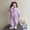Conjunto Infantil Primavera e Outono 2025 Novo Tendência Menina Pequena Bebê Estiloso Roupa Infantil Roupas de Primavera