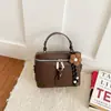 Bolso versátil de moda nuevo para otoño 2026 transfronterizo, bolso de trabajo, diseño de nicho para mujer, bolso de mano, bolso de hombro, bolso cruzado