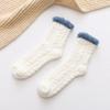 Calcetines de Terciopelo Coral Blanco para Mujer Otoño e Invierno Calcetines Gruesos de Medio Terciopelo para Adulto Calcetines para Piso de Casa Calcetines de Luna Calcetines para Dormir