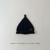 Gorro para Bebé Otoño e Invierno Cálido y a Prueba de Frío Gorro de Punto Pullover para Niños y Niñas Exterior Sencillo Corazón Etiqueta Pequeña Gorro Protector de Orejas Moderno