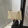 Bolsas de Alta Qualidade para Mulheres 2025 Outono Nova Bolsa de Axila Commuter Design de Nicho Simples e Fashion Bolsa Transversal de Ombro Único