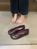 Zapatos de ballet con lazo estilo coreano para mujer, nuevo modelo primavera 2026, negros de punta dividida planos sin cordones, zapatos versátiles