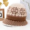 Chapéu de Inverno Feminino 2026 Novo Estilo Chapéu Balde de Proteção contra Frio Chapéu Quente de Mãe Meia-idade e Idosos Chapéu de Lã Tricotado Espessado com Veludo