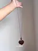 Nuevo Collar Colgante de Cuentas de Madera Estilo Chino con Resina, Cadena Minimalista Elegante de Nicho para la Clavícula, Joyería Versátil de Lujo Ligero de Alta Gama para Mujeres