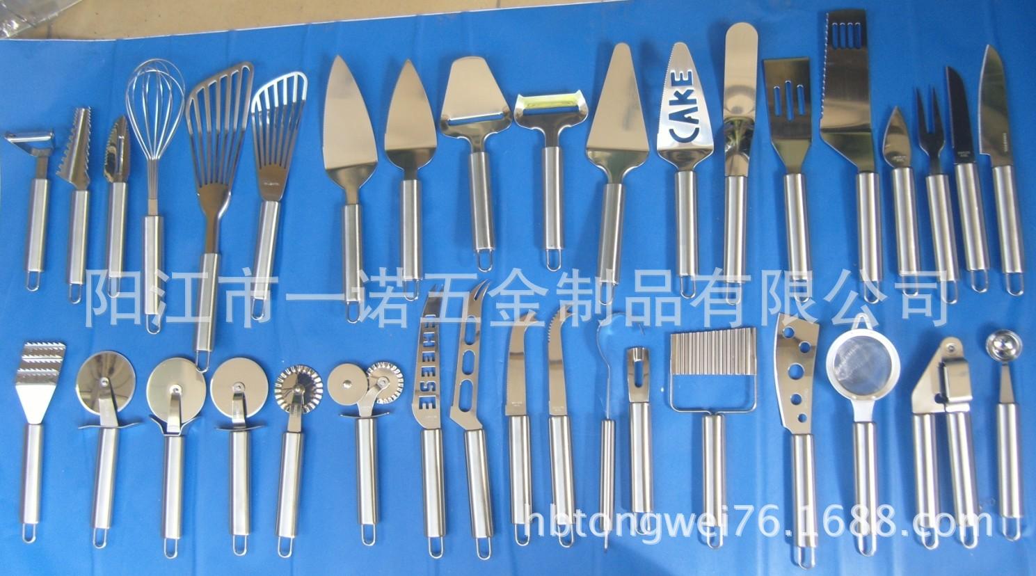 A-015PZ小厨具压蒜器开瓶器,果心抽打蛋器瓜刨水果刀比萨