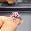 Anillo Popular de Granate Natural al por Mayor de Fábrica Plata S925 Incrustado con Piedra Principal 5*5 Joyería de Lujo Venta Directa de Fábrica