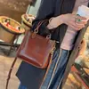 Bolso Pequeño Cuadrado de Piel Genuina para Mujer 2025 Nuevo Bolso Cruzado de Piel Suave, Bolso Versátil para el Trabajo, Bolso de Hombro Satchel a la Moda