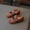 Sapatos de couro para meninas de 6 a 12 anos, estilo primavera e outono, sapatos casuais infantis com velcro, sapatos Mary Jane de sola macia estilo princesa, mocassins