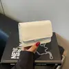Mini Bolso de Charol para Mujer 2025 Nueva Moda Bolso Cuadrado Pequeño de Gama Alta con Cadena de Patrón de Piedra Bolso Cruzado Pequeño Cuadrado