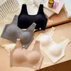 Ropa interior cálida de algodón puro cepillado para Otoño e Invierno para Mujer, Medio-Delgada, para Busto Pequeño, Realzadora, Sensación de Piel Desnuda, Sin Costuras, Espalda Bonita, Sujetador sin Aro tipo Chaleco