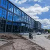 Casa Móvel Contêiner com Parede Cortina de Vidro de Camada Dupla, Casa em Caixa de Embalagem Desmontável, Casa Pré-fabricada para Canteiro de Obras, Montagem de Casa para Departamento de Projeto