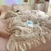 Colcha color crema estilo francés, un juego de cama de cuatro piezas con tela de terciopelo de leche gruesa y suave, que incluye una sábana de invierno y una funda de edredón