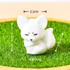 Micro Paisagem Criativa Fofa Luminosa Pequena Raposa Enfeites de Animais Acessórios de Decoração DIY Enfeites Pequenos de Resina para Mesa