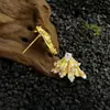 Brincos Originais Plaqueados com Ouro Real 18K Espesso em Formato de Leque/Saia com Zircônia, com um Toque de Luxo Leve e Sofisticado, Brincos com Pino de Prata 925