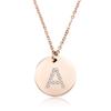 Collares versátiles de moda de venta caliente transfronteriza europea y americana. Los collares de acero de titanio con letras de temperamento creativo se pueden personalizar para la venta al por mayor.