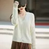 Jaqueta Cardigan de Tricô com Gola V Feminina 2026 com Fechamento de Botão, Tecido Escovado, Caimento Solto, Novo Estilo Outono/Inverno