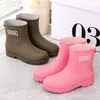 Novas Galochas da Moda Estilo Japonês para Mulheres, Galochas de Cano Curto, Sapatos de Água Baixos, Antiderrapantes, Adequados para Lavar o Carro, Fazer Compras e Uso na Cozinha, Sapatos de Borracha